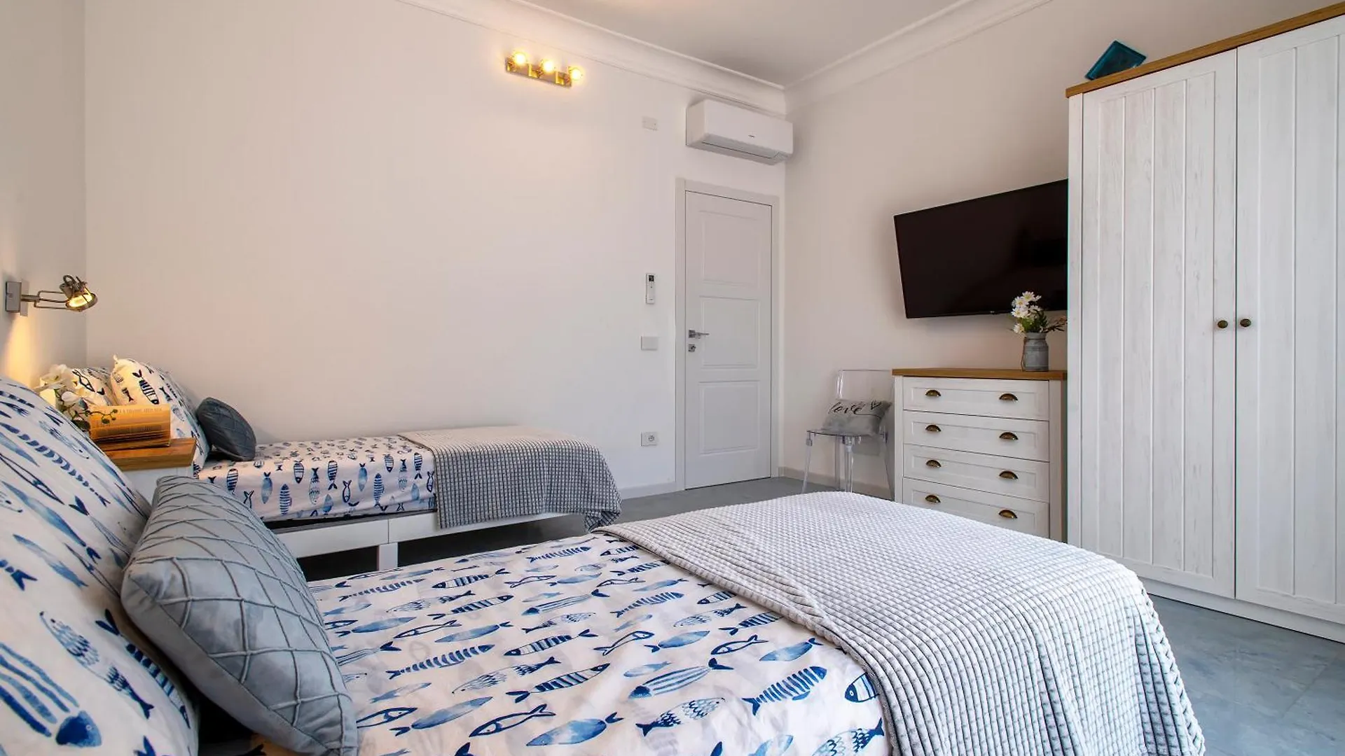 Luxury House Olbia Center With Private Garden Apartment Italy