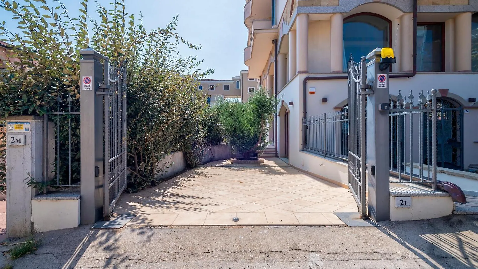 Luxury House Olbia Center With Private Garden Apartment 0*,