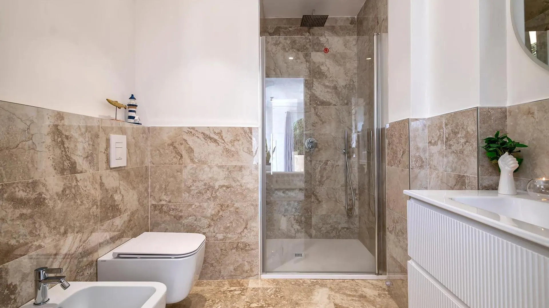 Luxury House Olbia Center With Private Garden Apartment