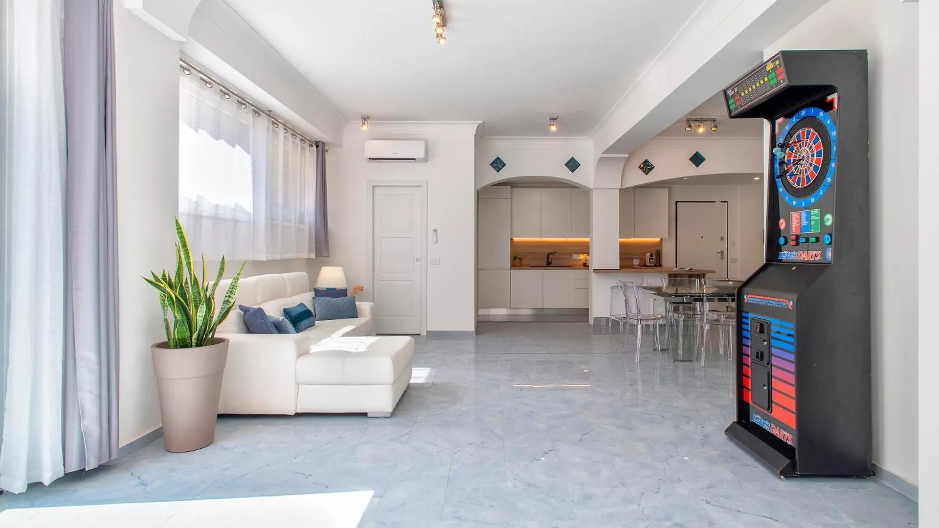 Luxury House Olbia Center With Private Garden Apartment