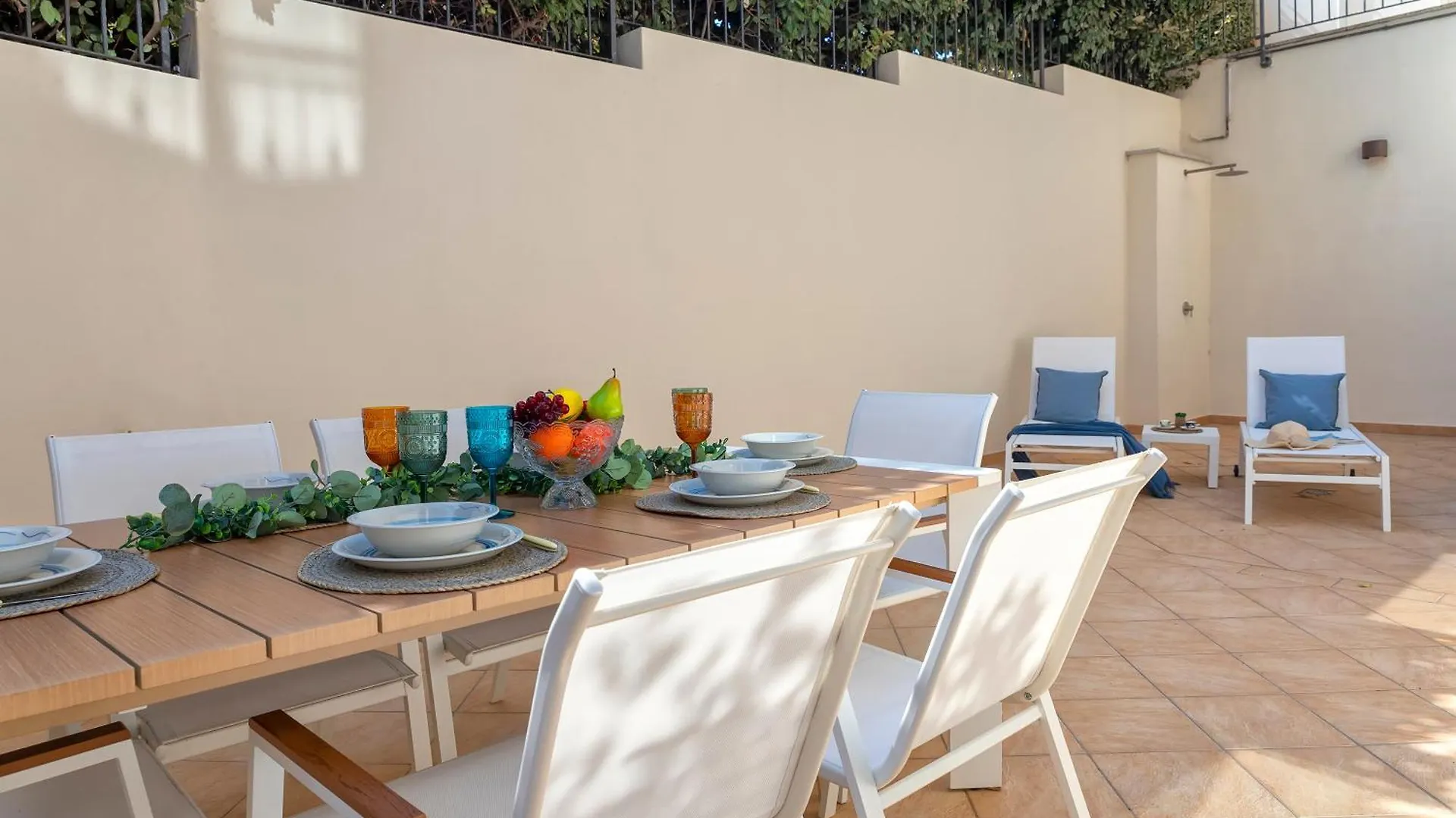 Luxury House Olbia Center With Private Garden Apartment